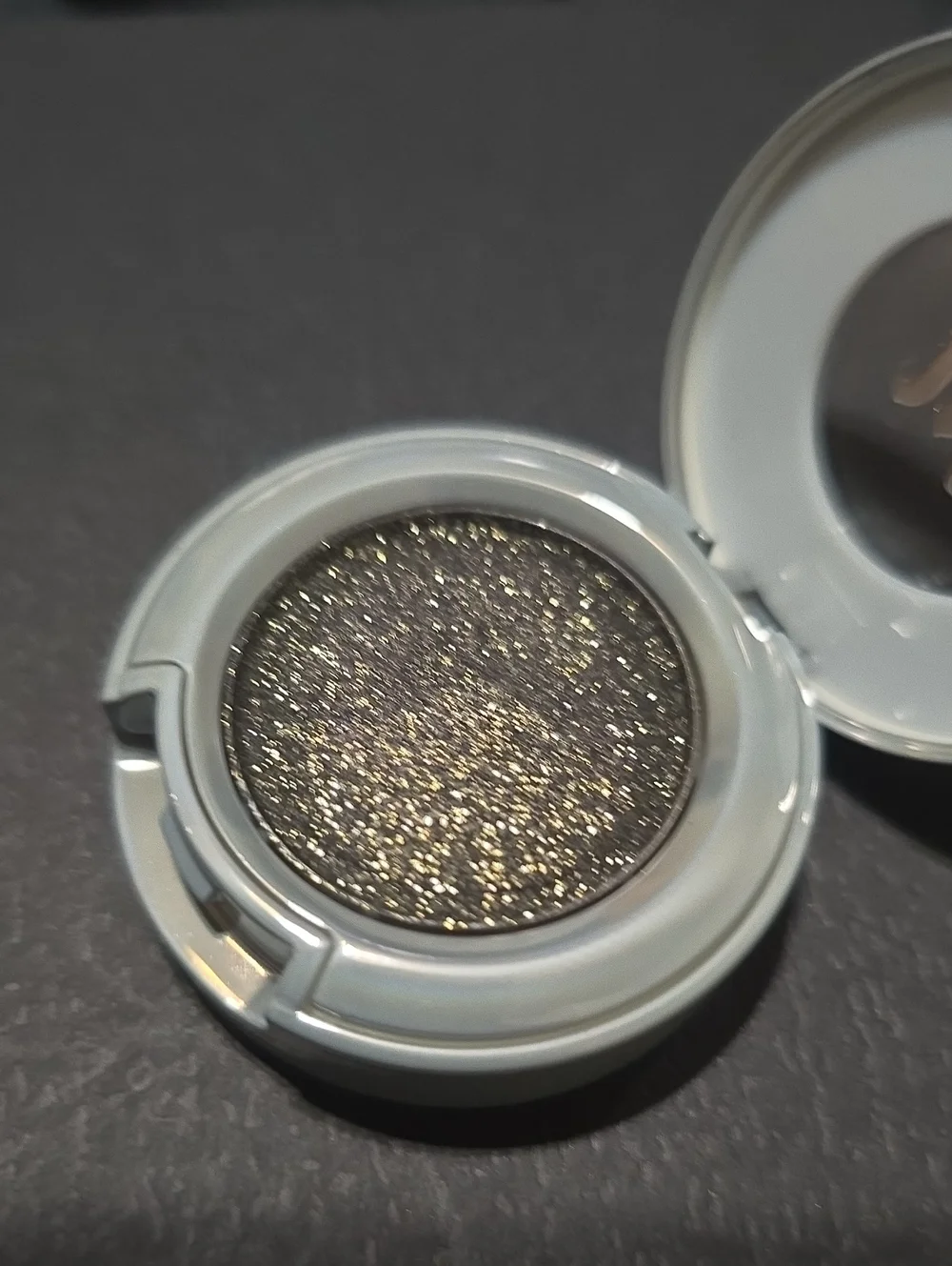 🧚‍♀️SCORPIO Urban Decay Moondust Eyeshadow Single Flawed